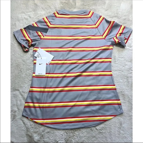 Women's Small Gray Liverpool FC Pre-Match Soccer - Picture 5 of 7